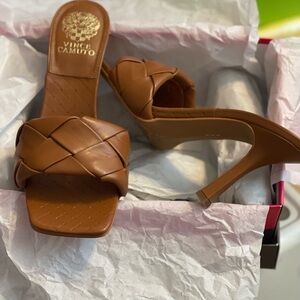 Vince Camuto Women's Tan Heeled Sandals